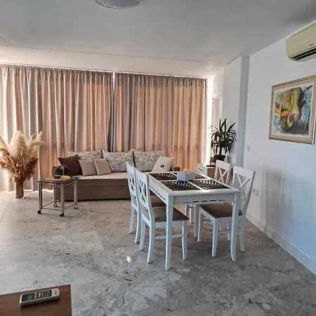 Kabakum Sea Romantica Apartment *